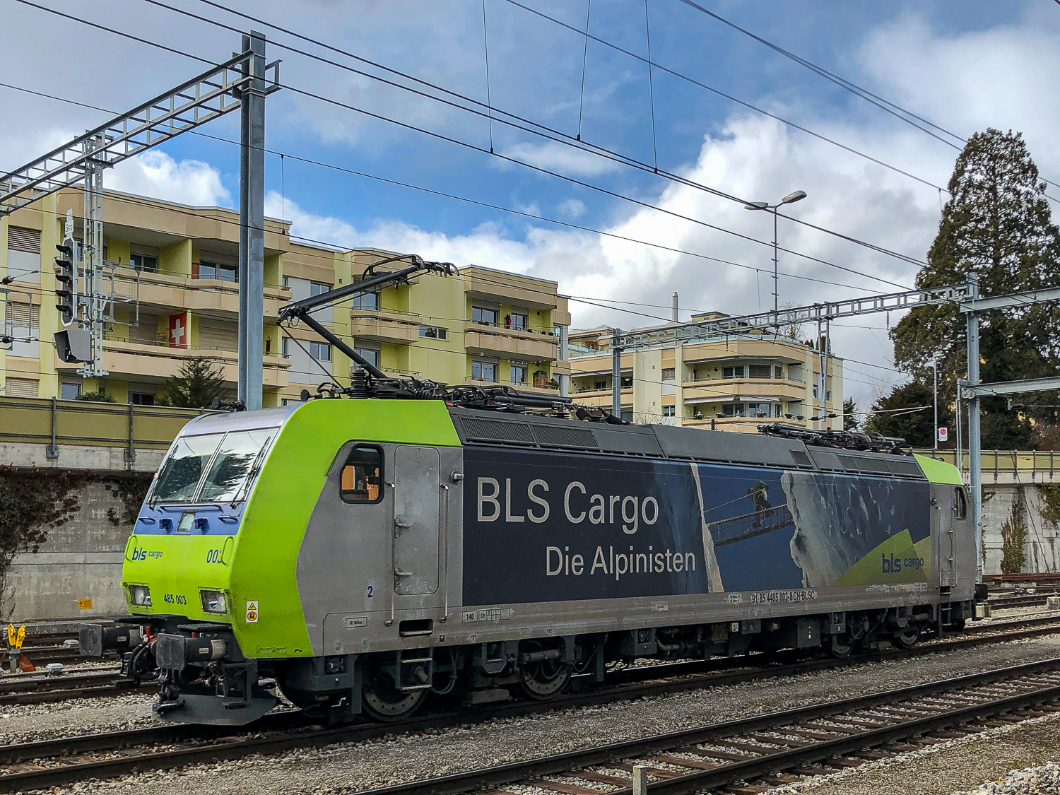 BLS Re 485 003-8