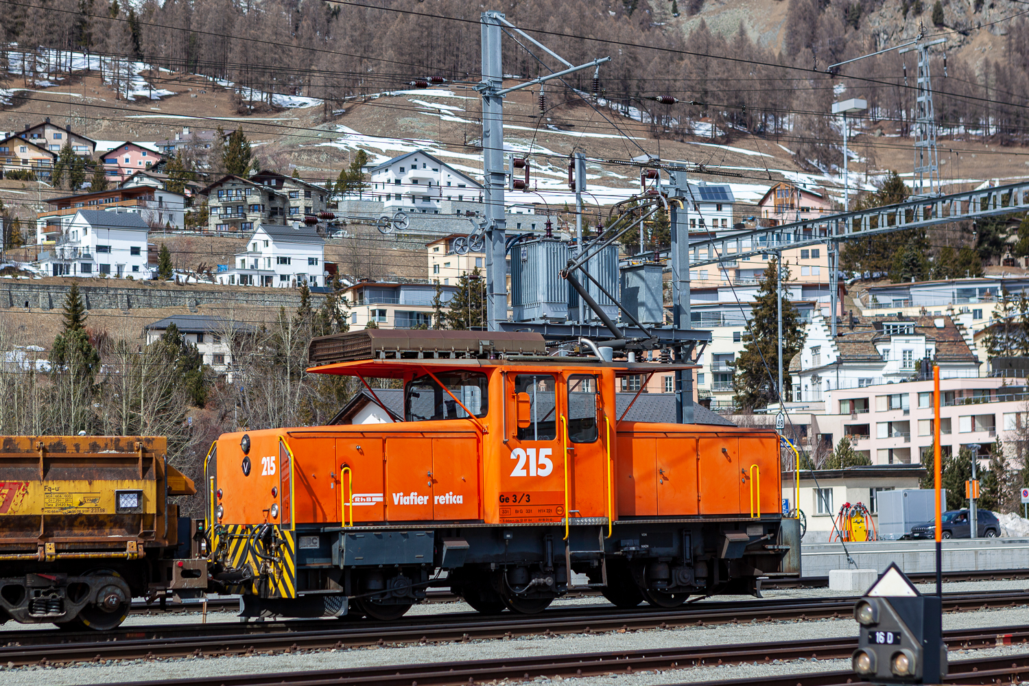 RhB Ge 3/3 215